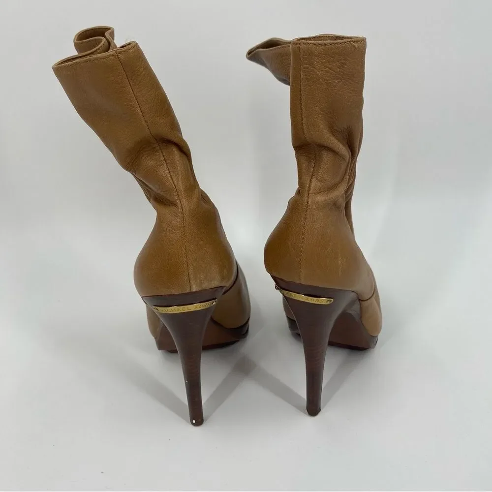 Michael Kors Tan Heeled Boots with Slouchy Detail size 8
